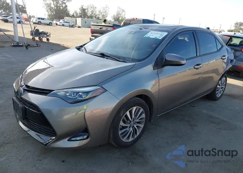 2018 Toyota Corolla Xle из США, поврежденный, VIN 5YFBURHE1JP815493